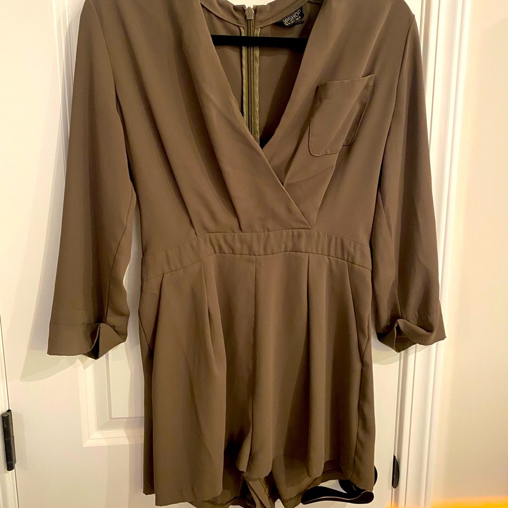 Forest green Topshop romper. Size 6. Has pockets!
